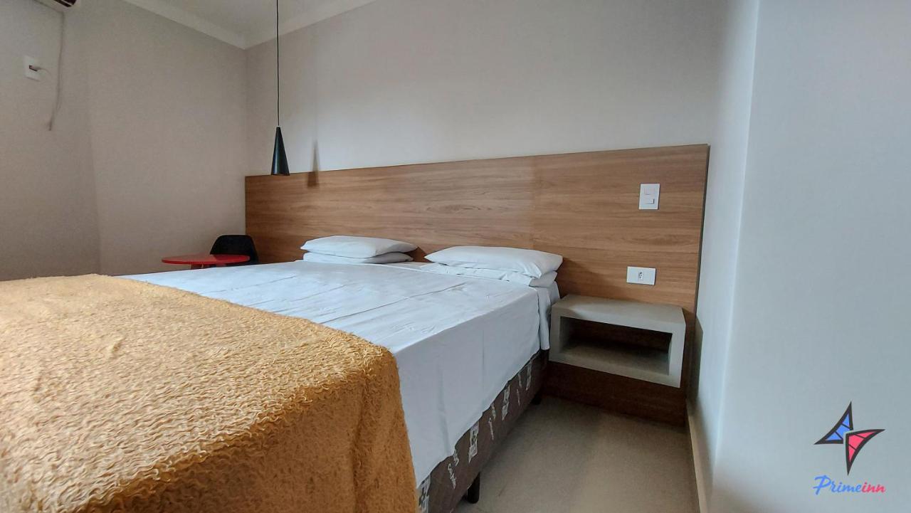 קמפינאס Hotel Primeinn מראה חיצוני תמונה