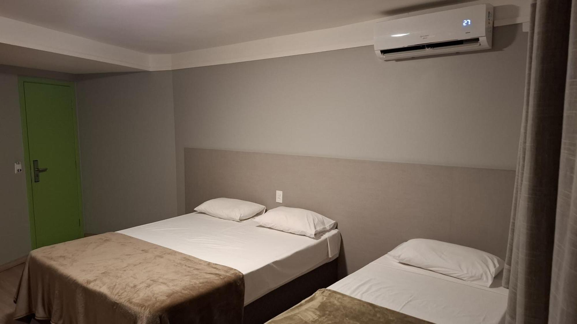 קמפינאס Hotel Primeinn מראה חיצוני תמונה