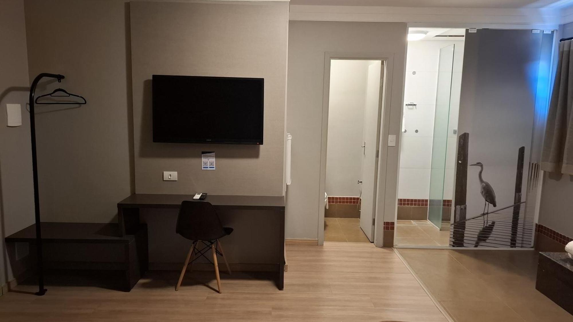 קמפינאס Hotel Primeinn מראה חיצוני תמונה
